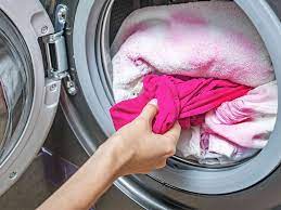 رنگ پس دادن لباس ها در لباسشویی